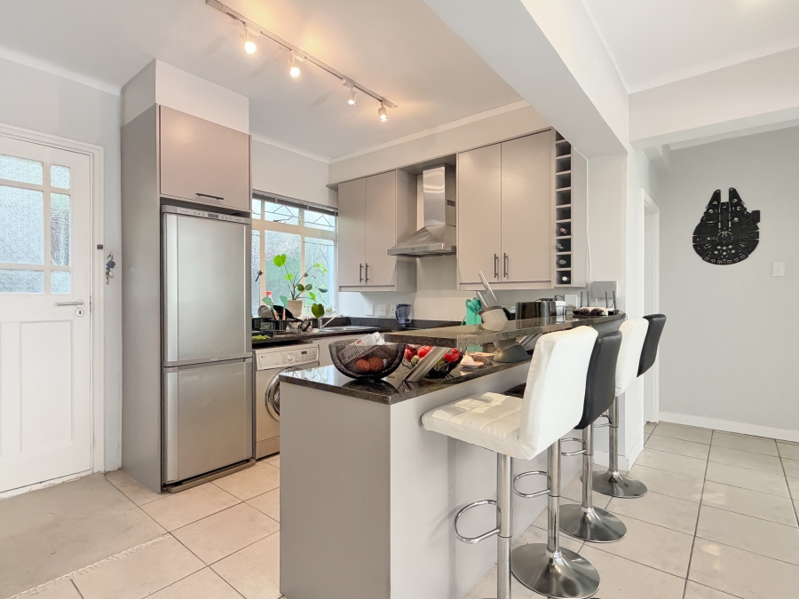 3 Bedroom Property for Sale in Gardens Western Cape